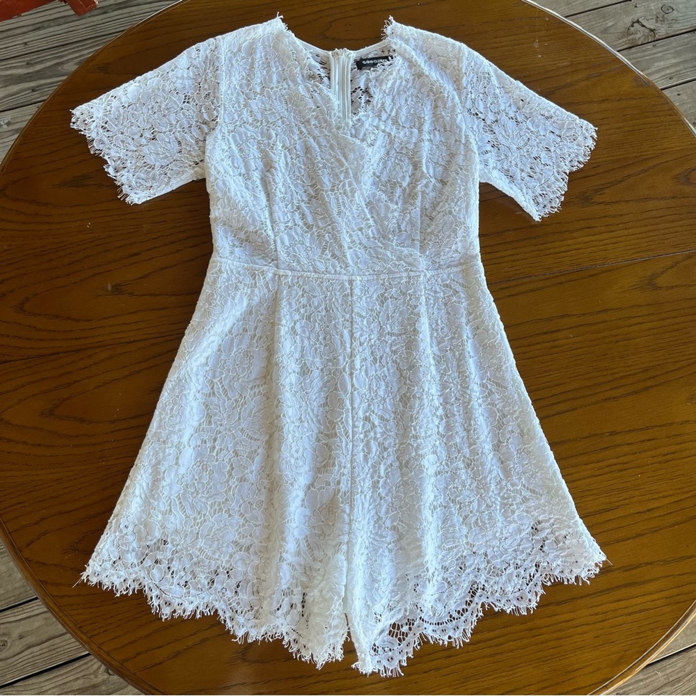 Bargoos Floral Lace Wrap V Neck  Short sleeve Romper